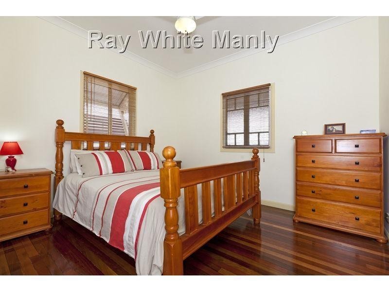 16 Pansy Street, Wynnum QLD 4178