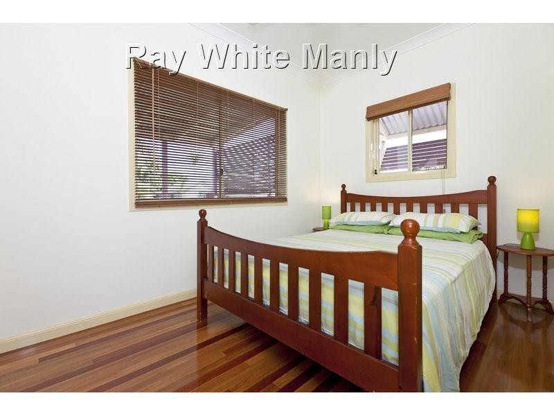 16 Pansy Street, Wynnum QLD 4178