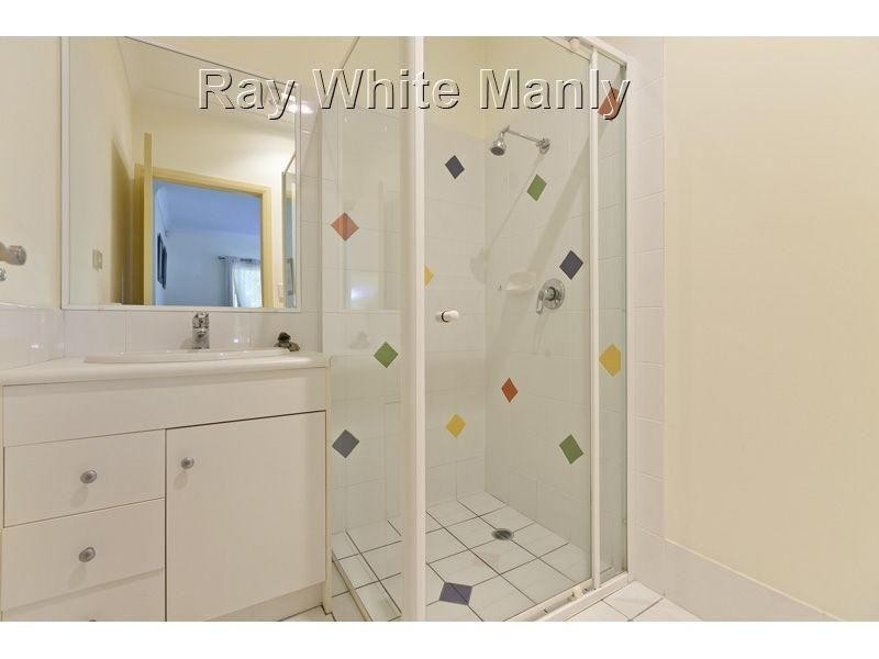 16 Pansy Street, Wynnum QLD 4178