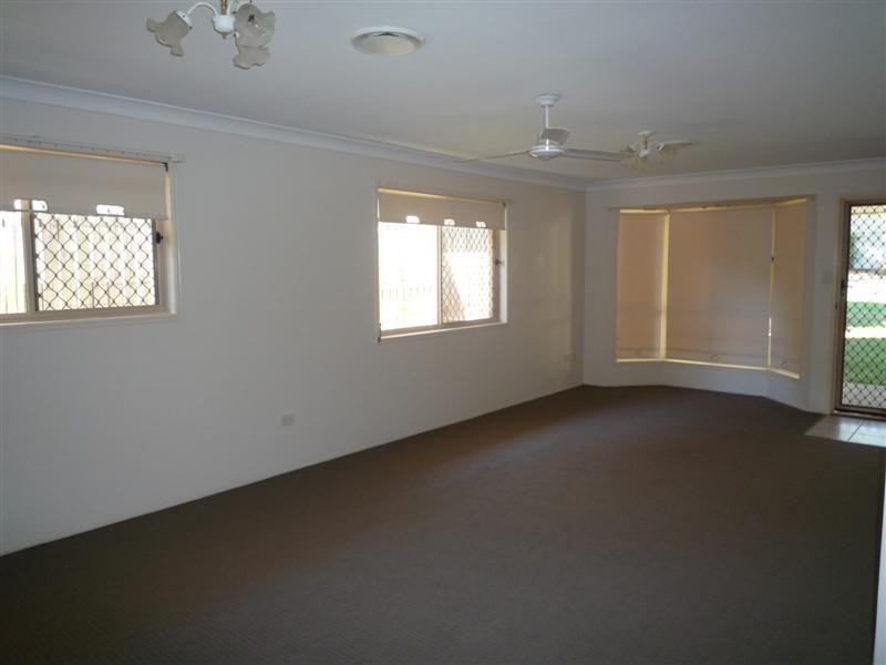 17 Carnation Road, Manly West QLD 4179