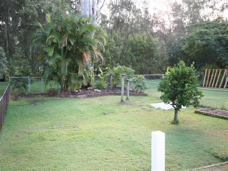 27 Bowering Street, Lota QLD 4179