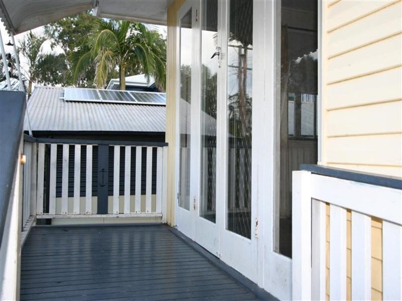 27 Bowering Street, Lota QLD 4179