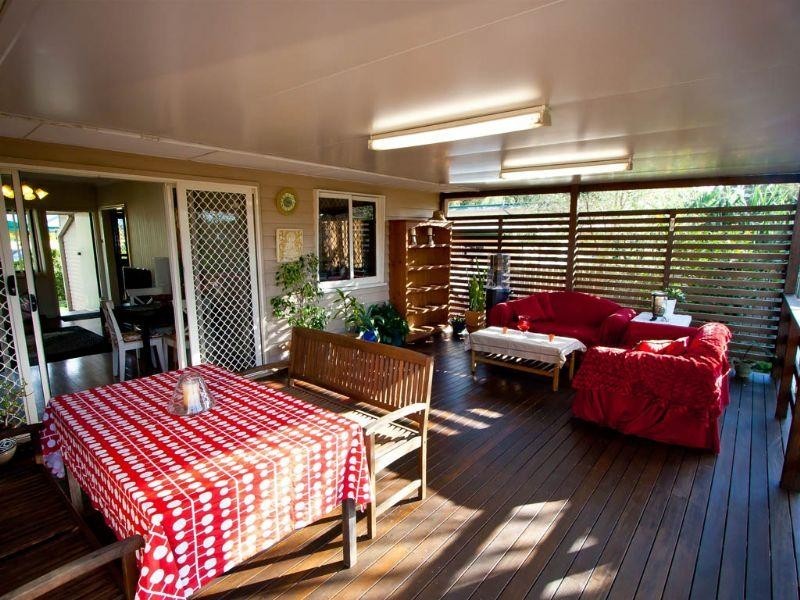 10 Crawford Road, Wynnum West QLD 4178