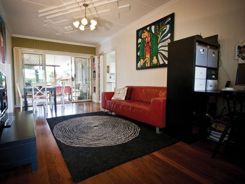 10 Crawford Road, Wynnum West QLD 4178