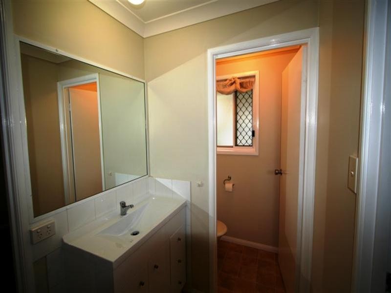 1 Mulder Street, Manly West QLD 4179