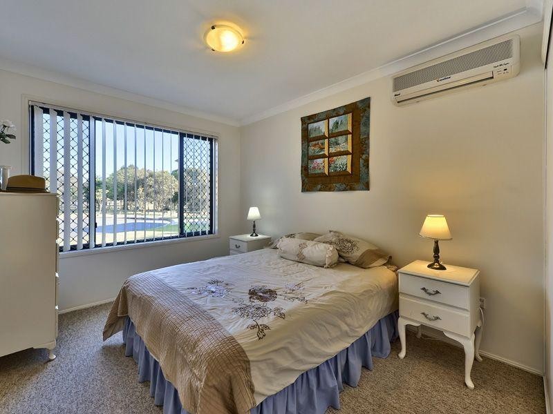 11 Westaway Place, Wynnum West QLD 4178