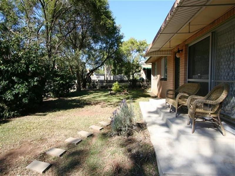 10 Murray Street, Birkdale QLD 4159