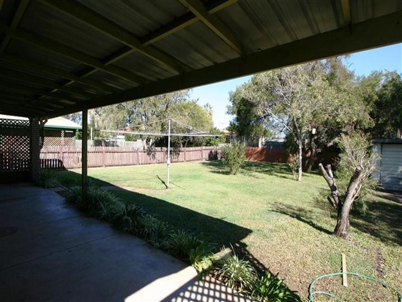 10 Murray Street, Birkdale QLD 4159