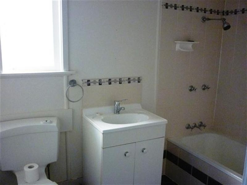 26 Orallo Street, Lota QLD 4179