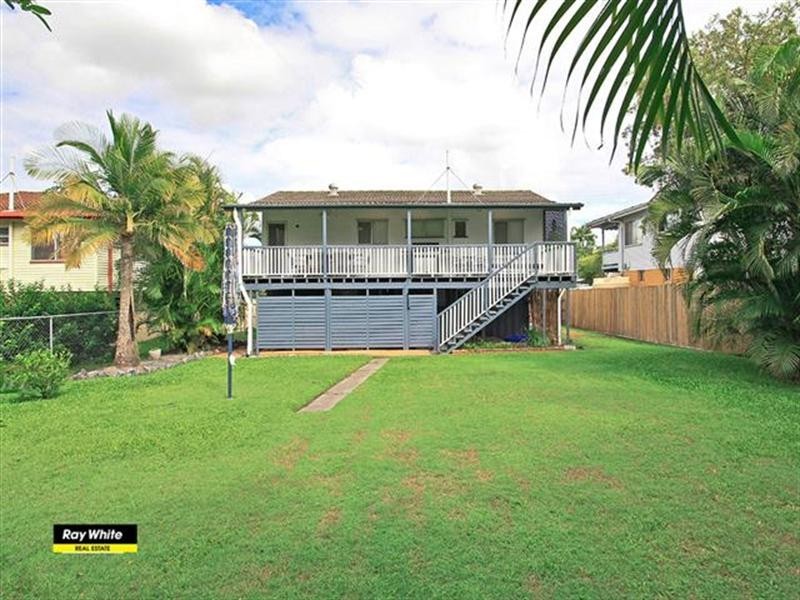 11 Loynes Street, Wynnum West QLD 4178