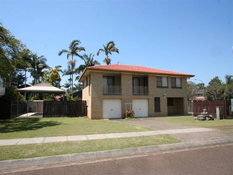 1 Catamaran Street, Manly West QLD 4179