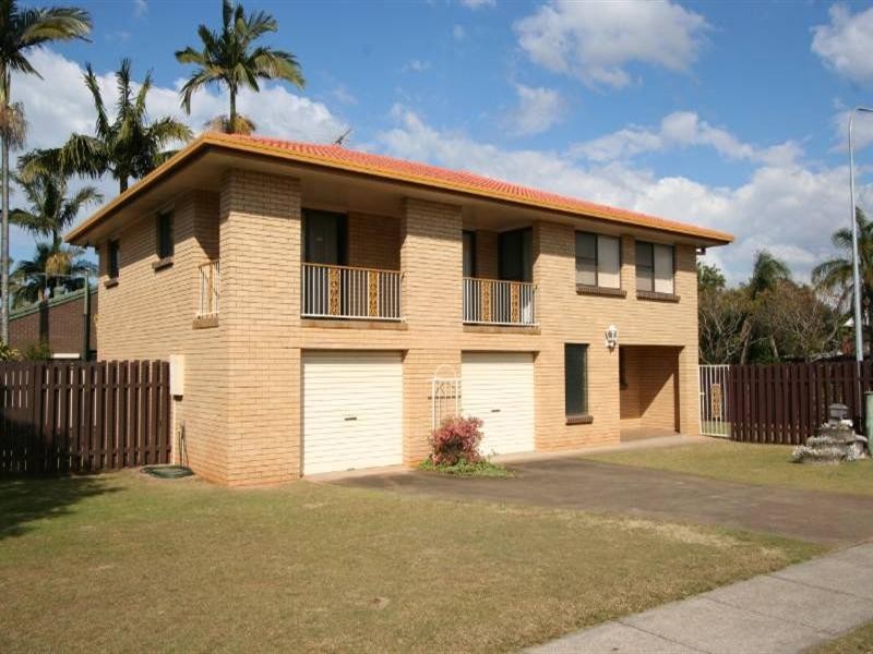 1 Catamaran Street, Manly West QLD 4179