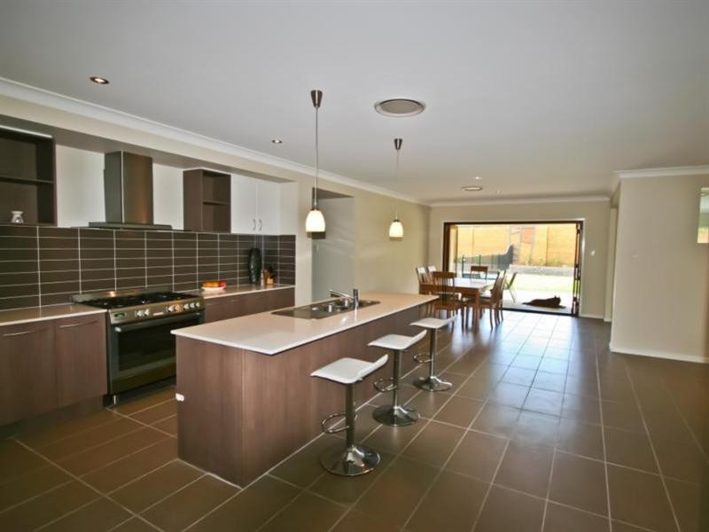 3 Red Gum Crescent, Wakerley QLD 4154