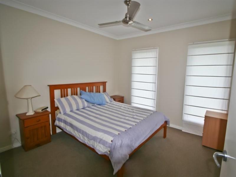 3 Red Gum Crescent, Wakerley QLD 4154