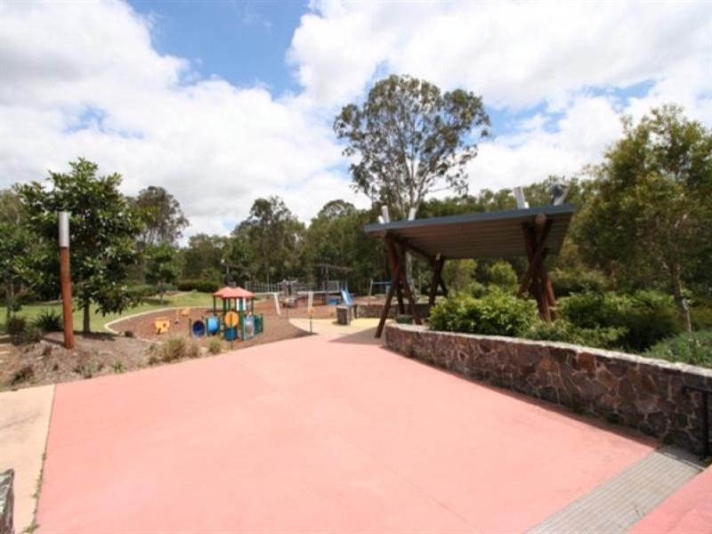 3 Red Gum Crescent, Wakerley QLD 4154