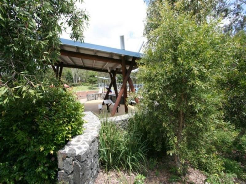 3 Red Gum Crescent, Wakerley QLD 4154