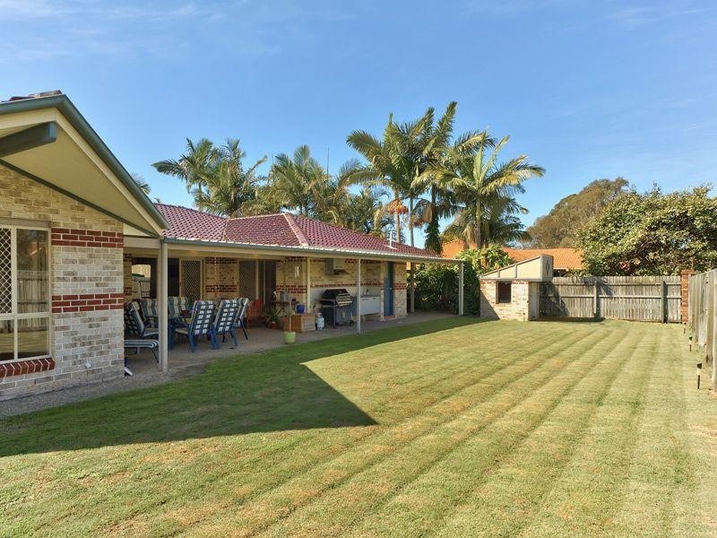 14 Miles Crescent, Manly West QLD 4179