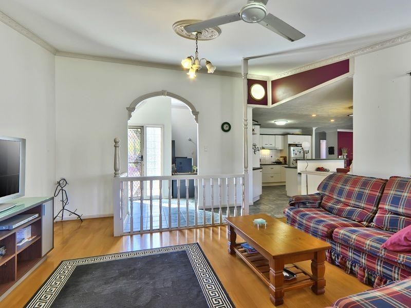 14 Miles Crescent, Manly West QLD 4179