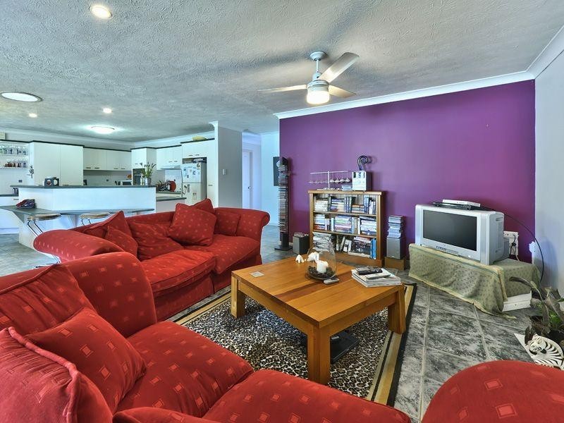 14 Miles Crescent, Manly West QLD 4179