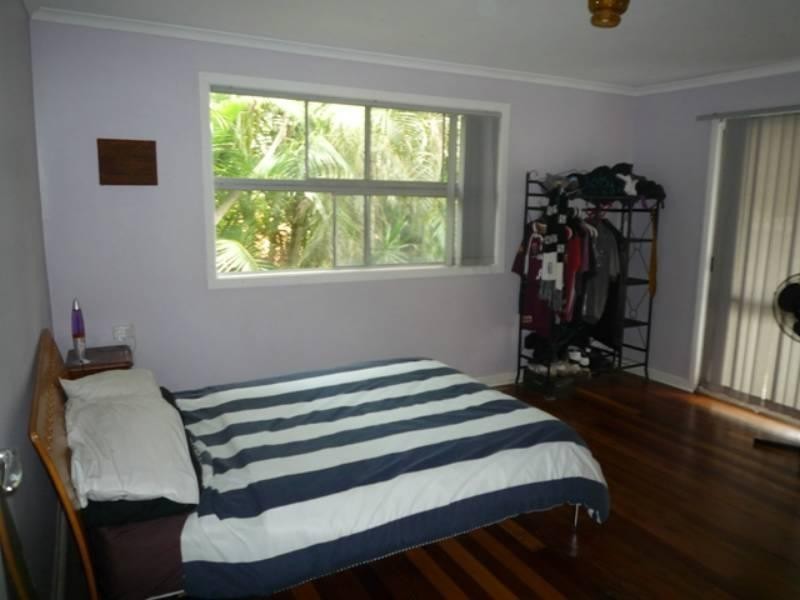 9 Villiers Street, Lota QLD 4179