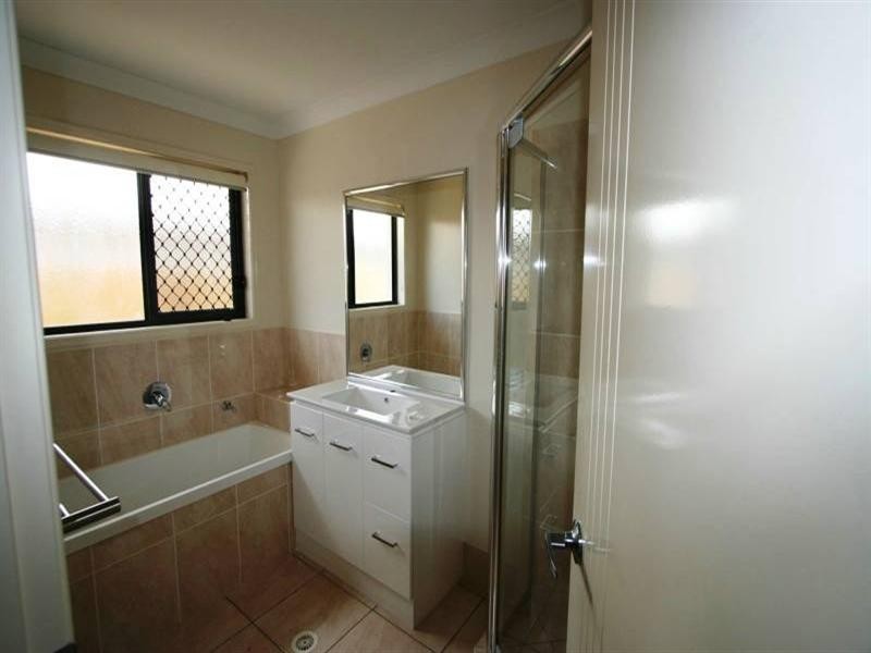 40 Treetop Place, Manly West QLD 4179