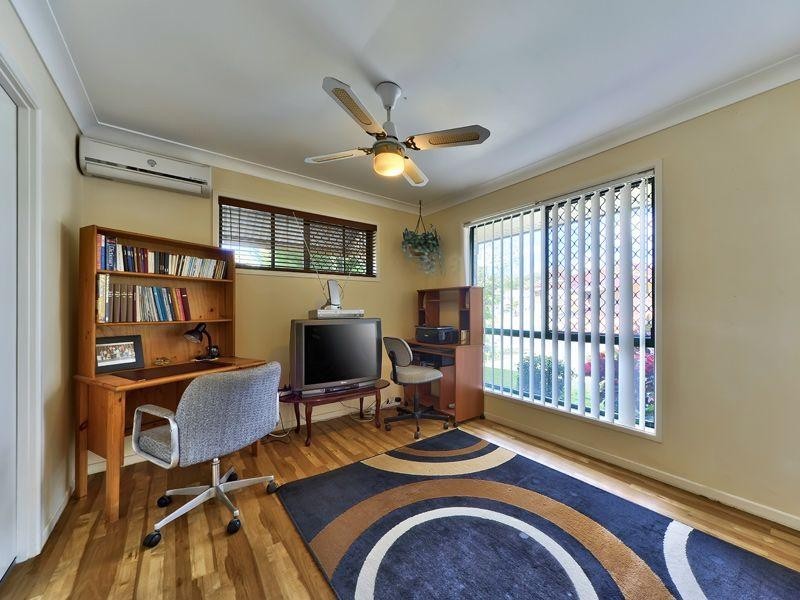 32 Schooner Circuit, Manly West QLD 4179