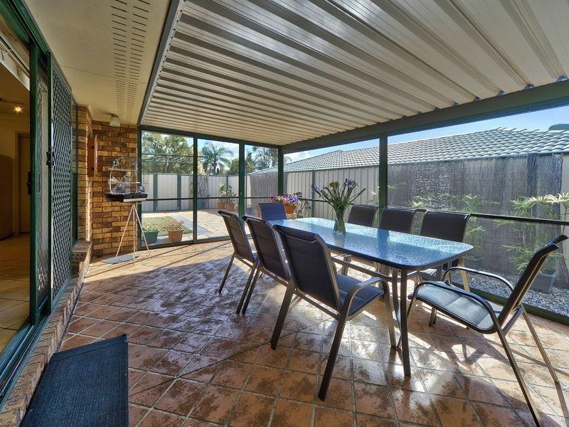32 Schooner Circuit, Manly West QLD 4179