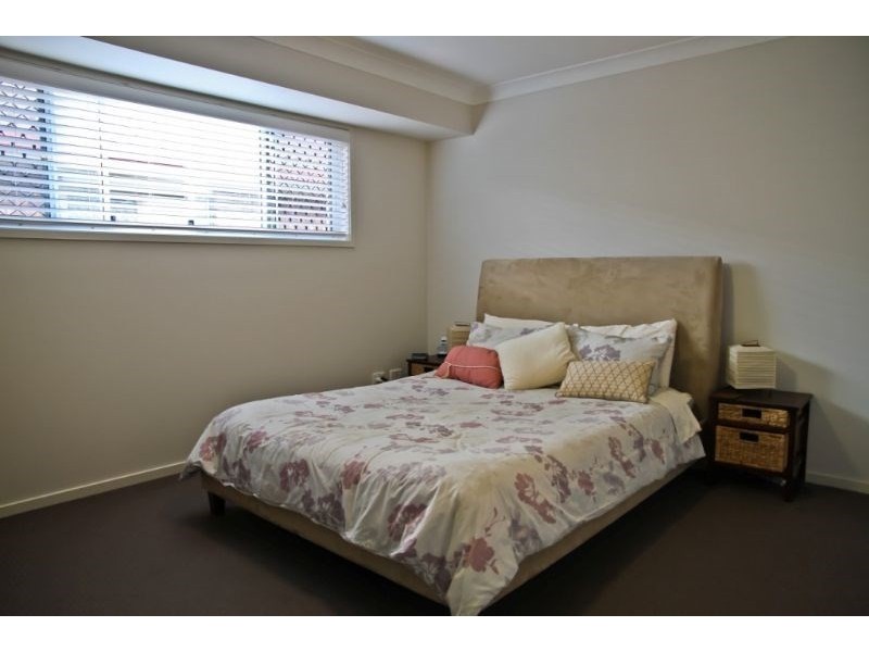 39 Berrimilla Street, Manly West QLD 4179