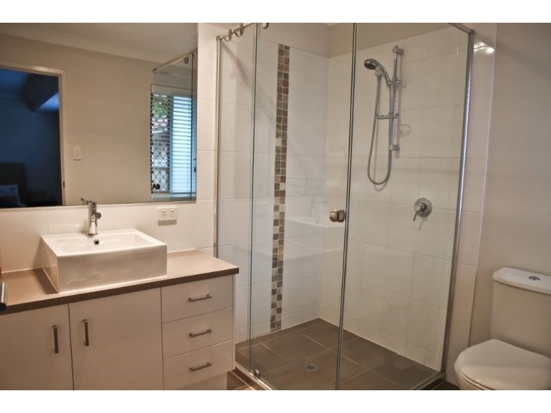 39 Berrimilla Street, Manly West QLD 4179