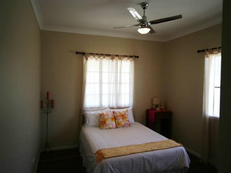 137 Hindes Street, Lota QLD 4179