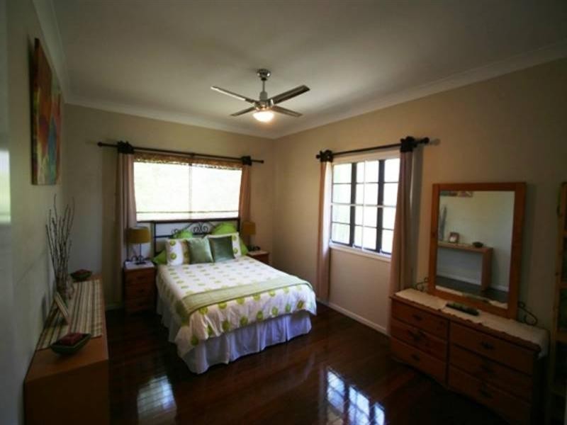 137 Hindes Street, Lota QLD 4179