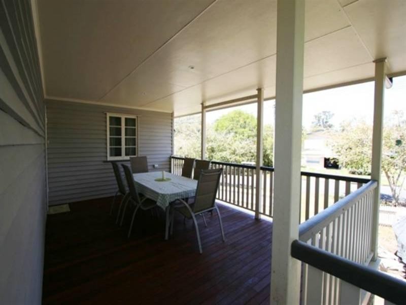 137 Hindes Street, Lota QLD 4179