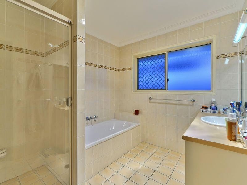 97 Hargreaves Road, Manly West QLD 4179