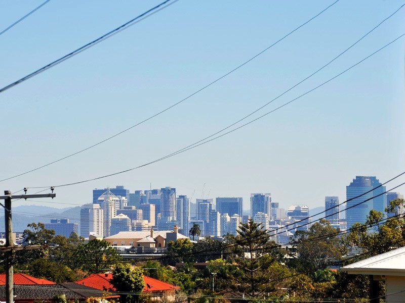 11 Waverley Road, Camp Hill QLD 4152