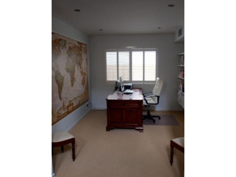 88 Waterview Avenue, Wynnum QLD 4178