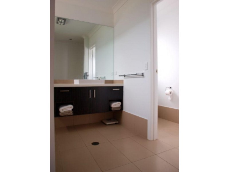 88 Waterview Avenue, Wynnum QLD 4178