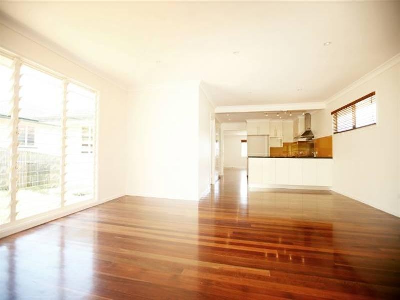 39 Hannam Street, Wynnum QLD 4178