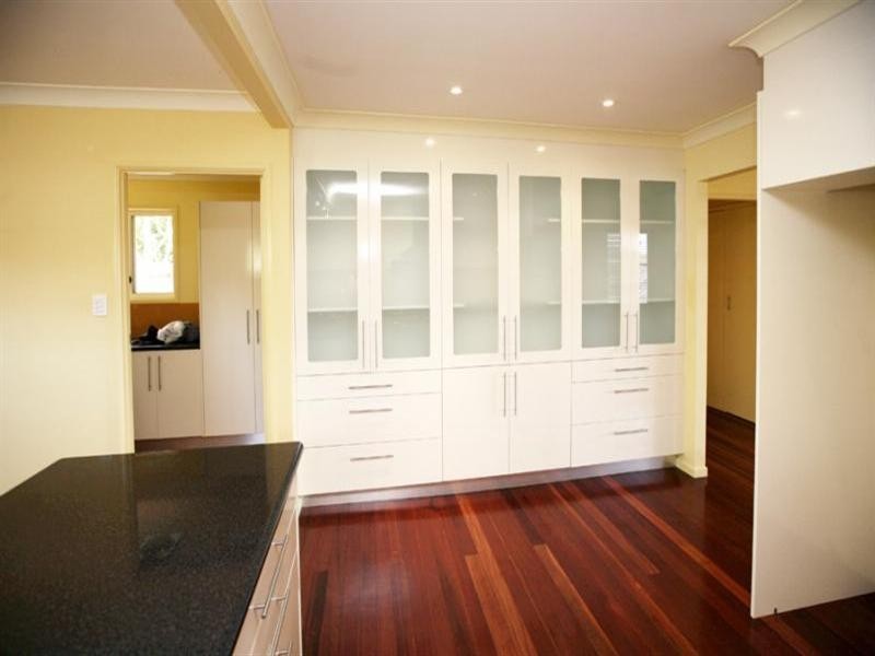 39 Hannam Street, Wynnum QLD 4178