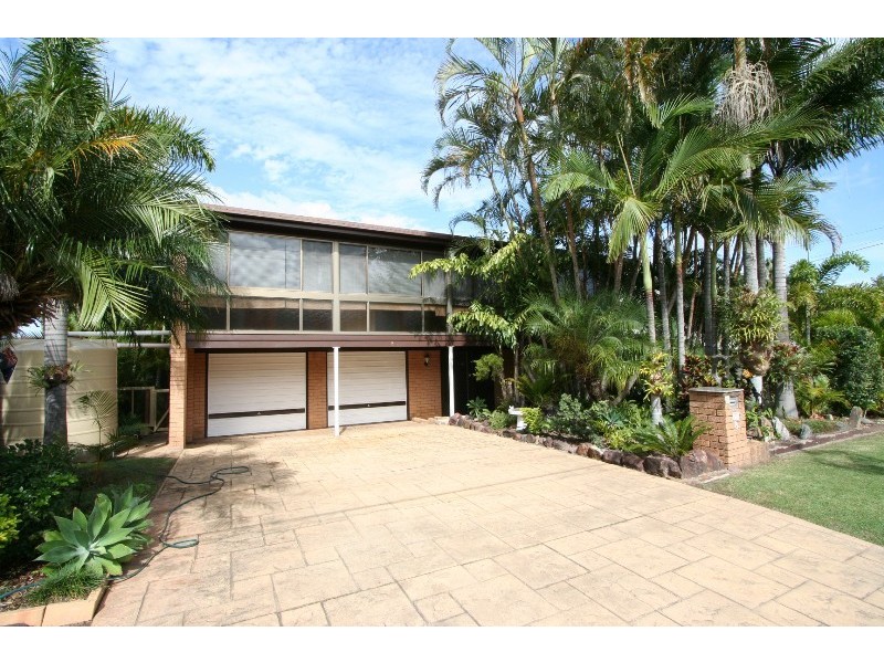 8 Meadowview Street, Tingalpa QLD 4173