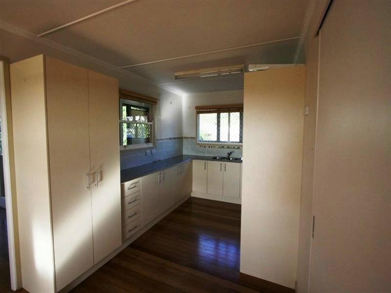 16 Stannard Road, Manly West QLD 4179