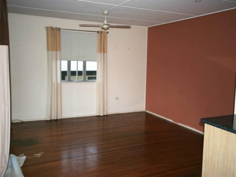 27 Bowering Street, Lota QLD 4179