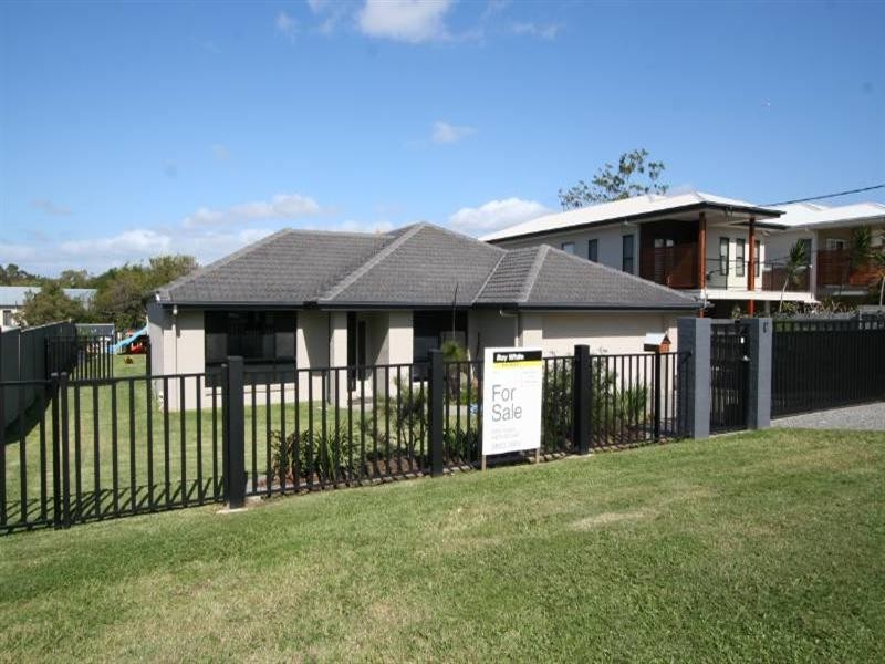 8 Mackenzie Street, Manly West QLD 4179