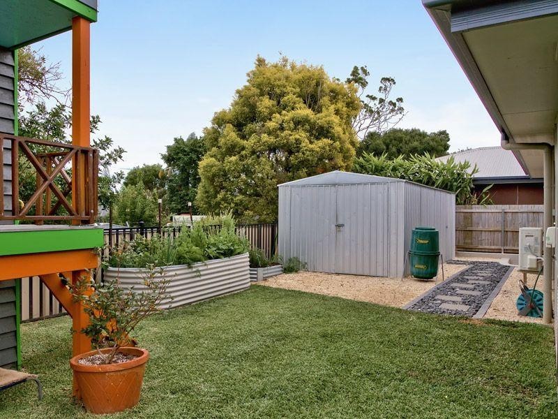 8 Mackenzie Street, Manly West QLD 4179