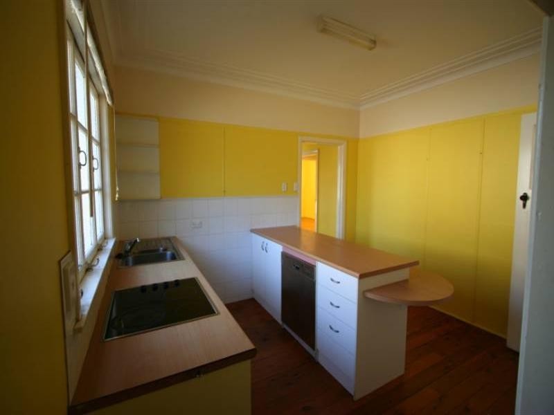 138 Wondall Road, Manly West QLD 4179