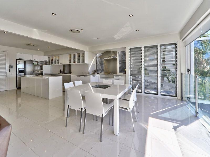 7 Valetta Street, Manly QLD 4179