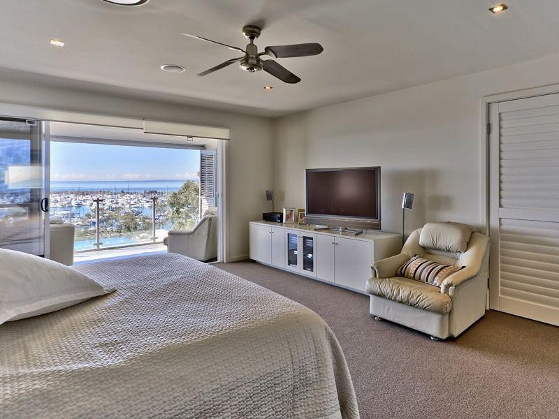 7 Valetta Street, Manly QLD 4179