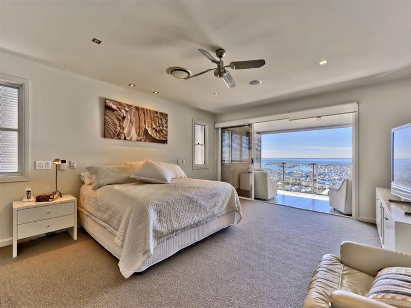 7 Valetta Street, Manly QLD 4179