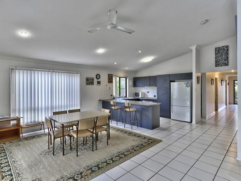 5 Jasmine Street, Wakerley QLD 4154