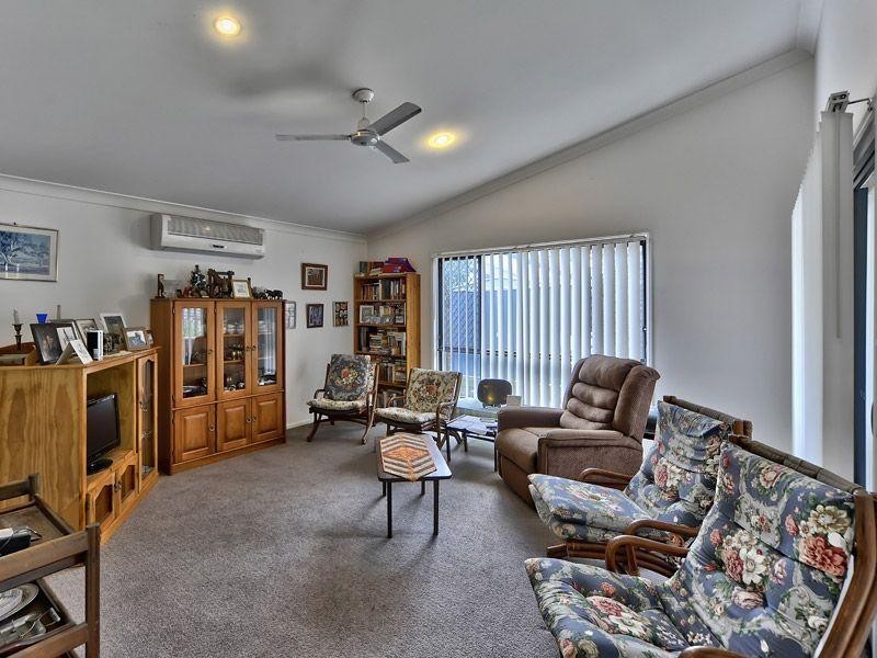 5 Jasmine Street, Wakerley QLD 4154