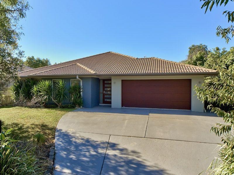3 Red Gum Crescent, Wakerley QLD 4154